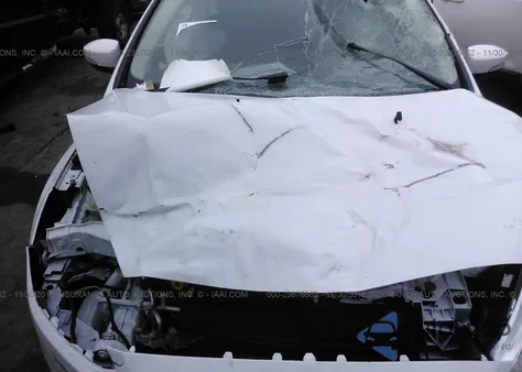 2016 Ford Focus Se z USA, uszkodzony, nr VIN 1FADP3F20GL277429